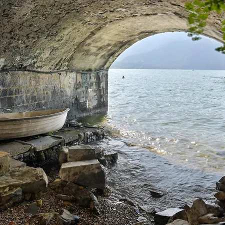 Apartmán La Tua Finestra Su Varenna-como- *