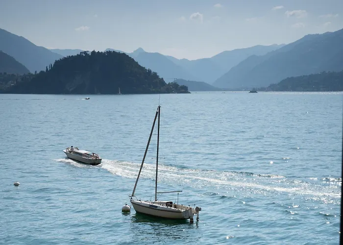 La Tua Finestra Su Varenna-como- *